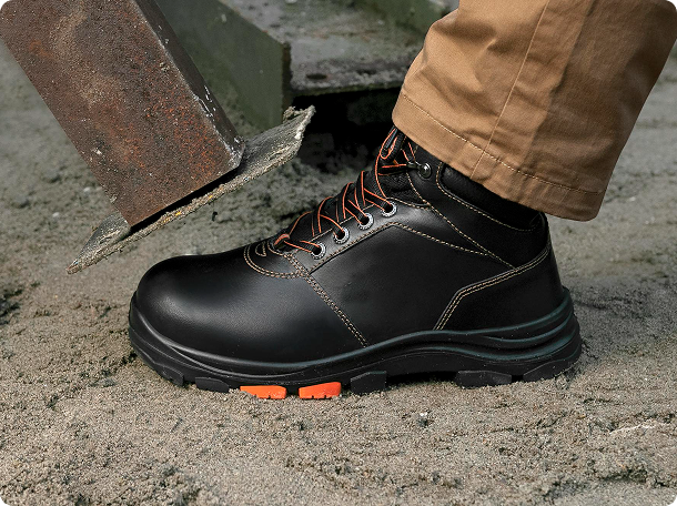 Safety boots
